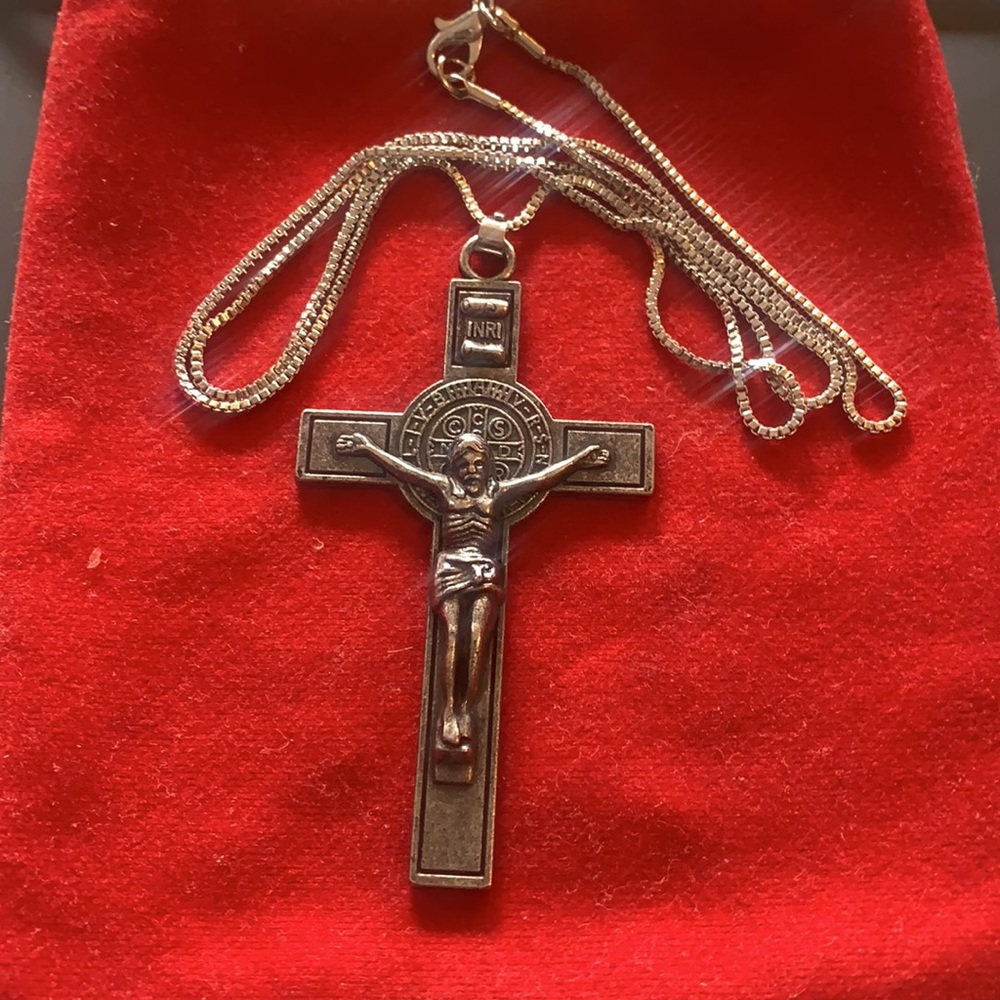 Silver Antique Crucifix Necklace
